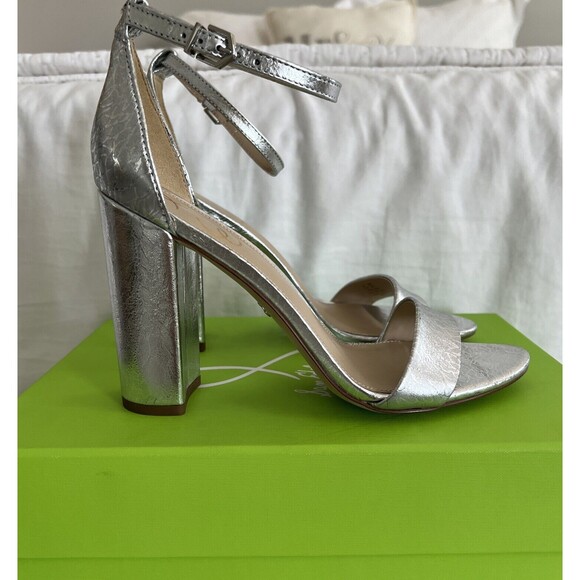 New Sam Edelman Silver Metallic Yaro Heels Size 8.5 - Picture 1 of 7